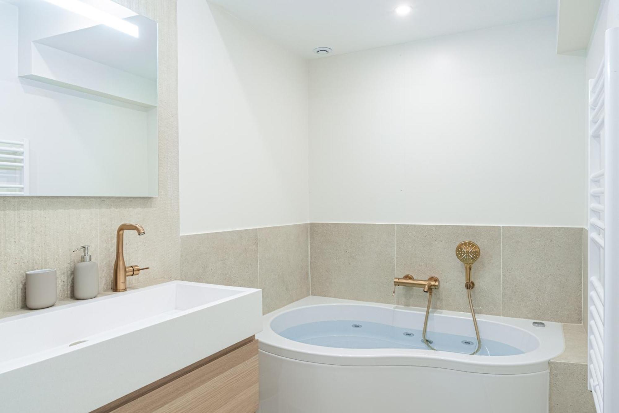 Lavie Maison Ac & Jacuzzi Paris Eksteriør bilde